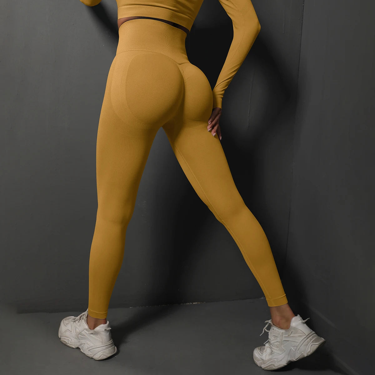 Seamless High-Waist Booty-Lifting Yoga Leggings